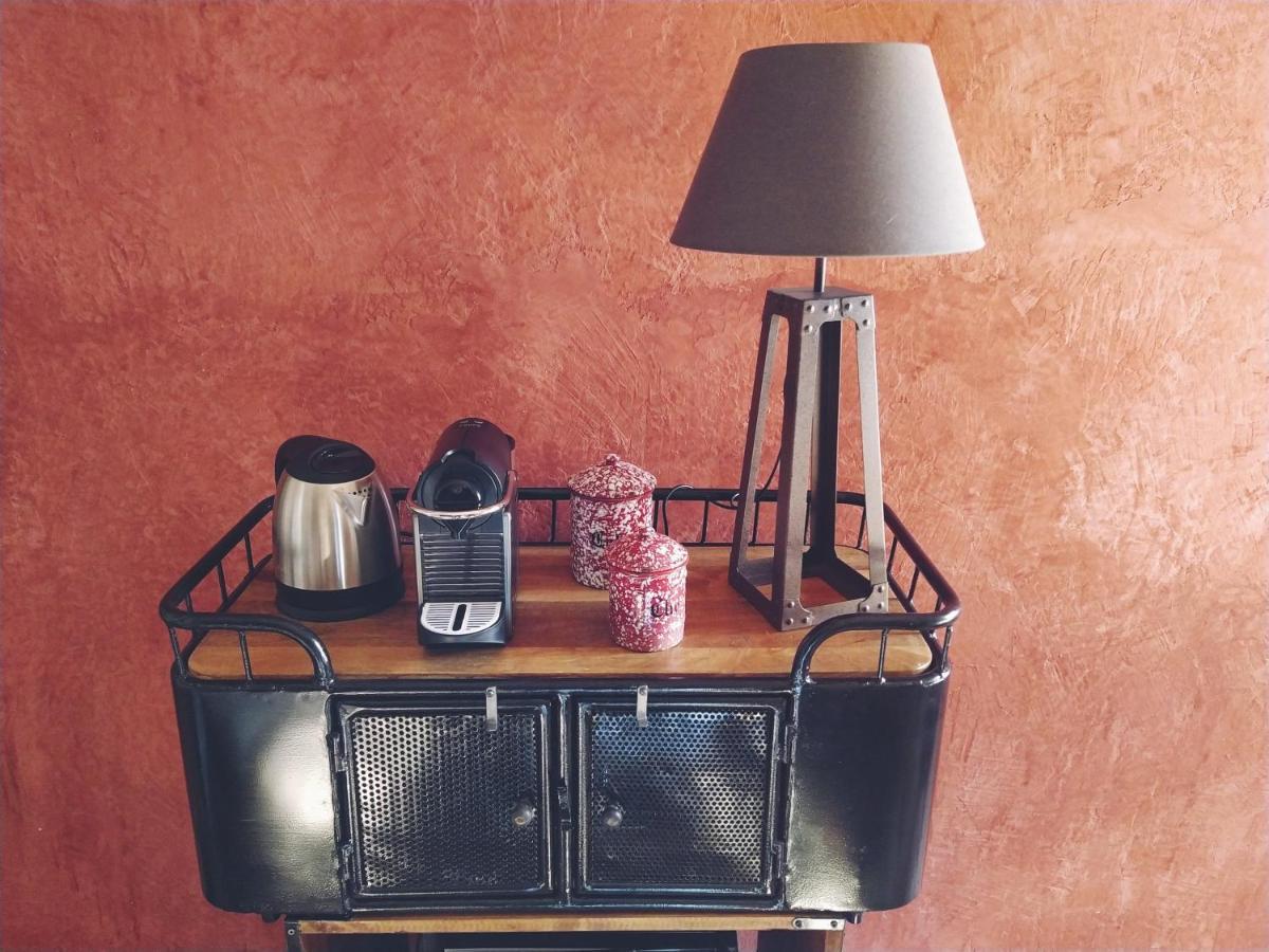 Une Chambre En Luberon Puyvert Luaran gambar